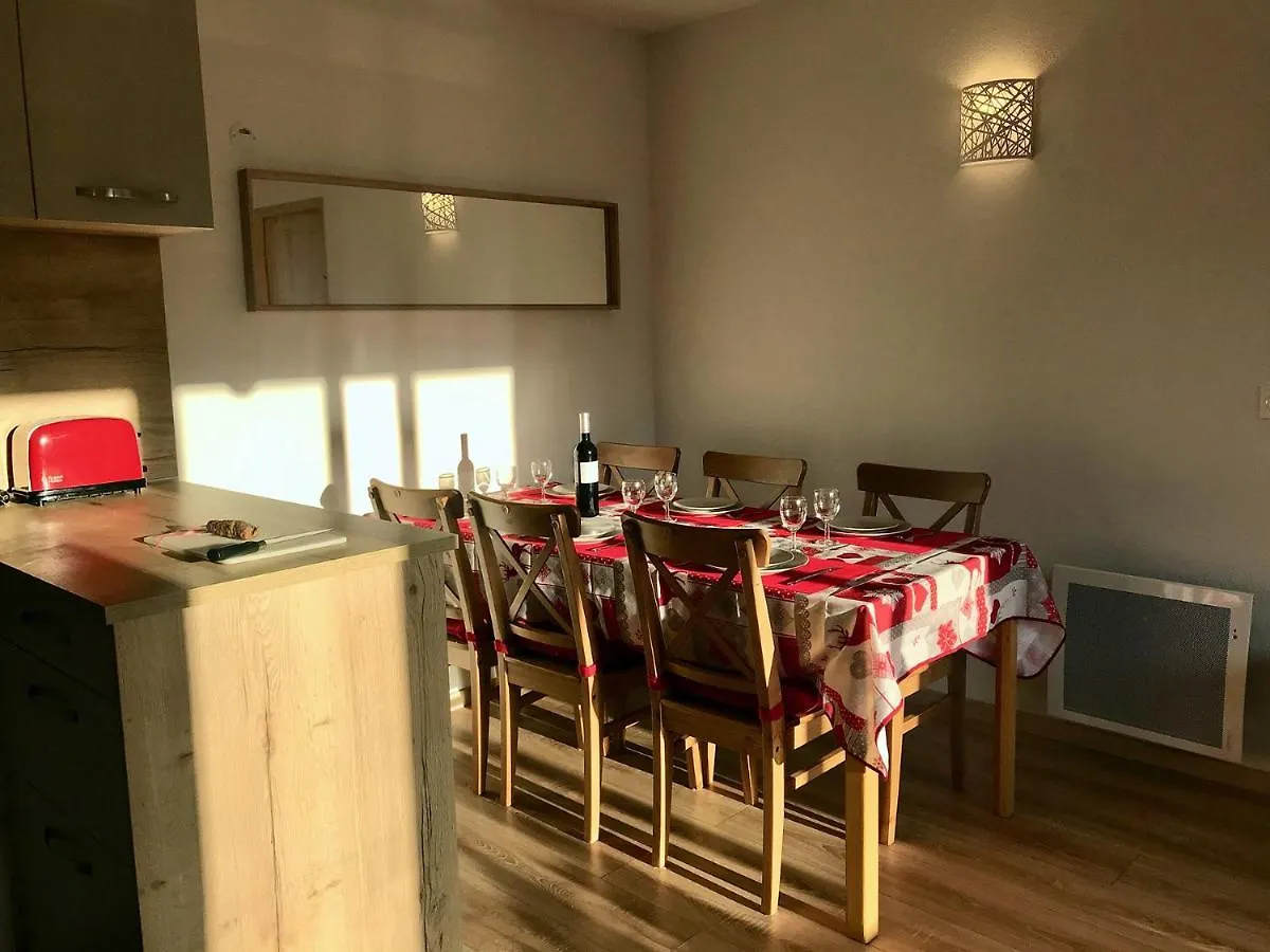 Appartement 8 Personnes A 3 Minutes Des Pistes Le Devoluy 0*,  France