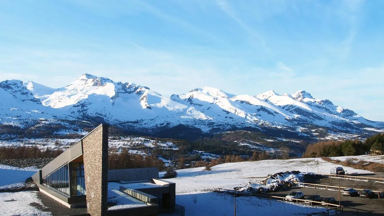 Appartement 8 Personnes A 3 Minutes Des Pistes Le Devoluy Apartment